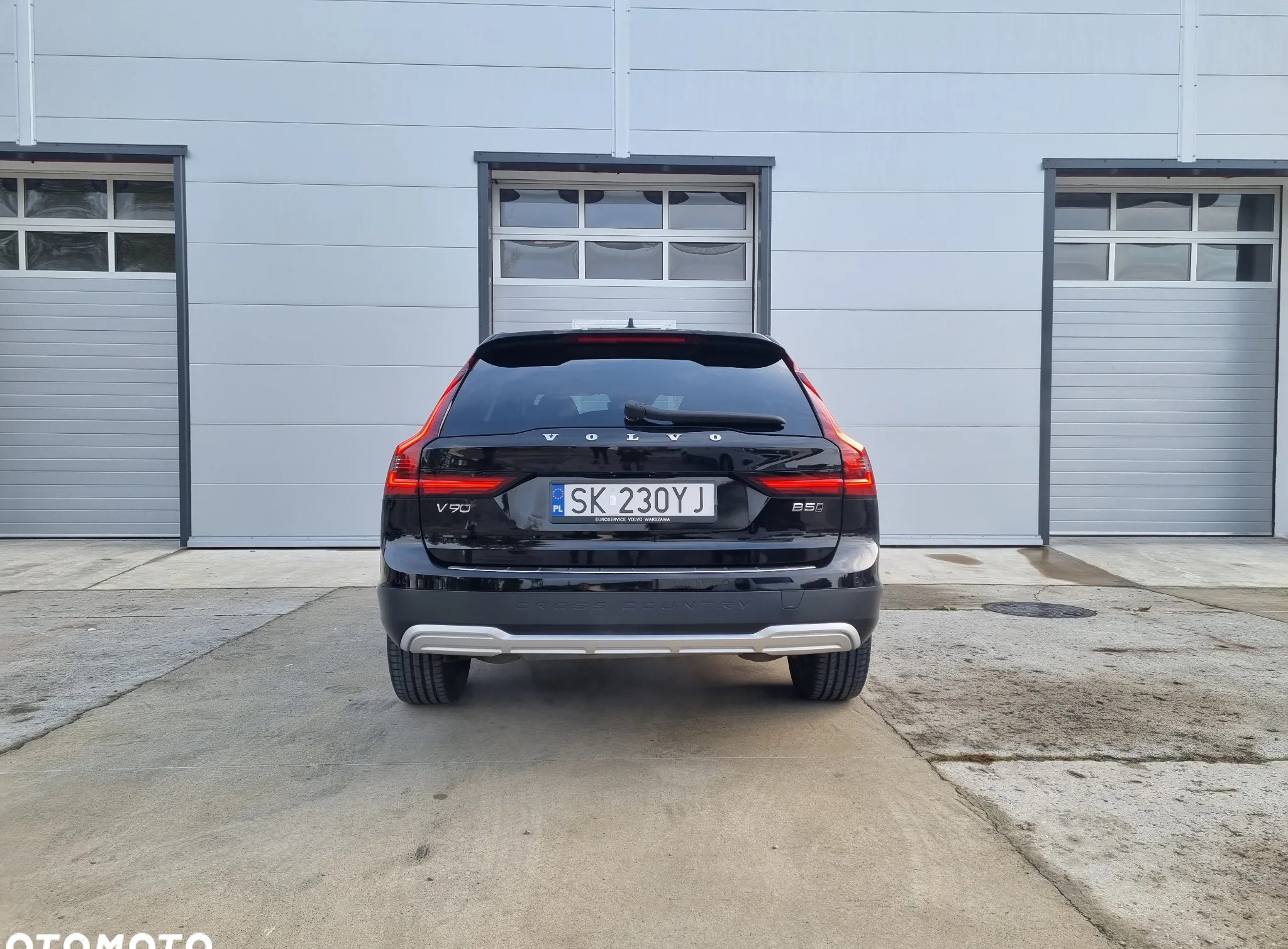 Volvo V90 Cross Country cena 188274 przebieg: 43470, rok produkcji 2020 z Warszawa małe 326